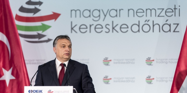 Viktor Orbán urges cooperation between East and West